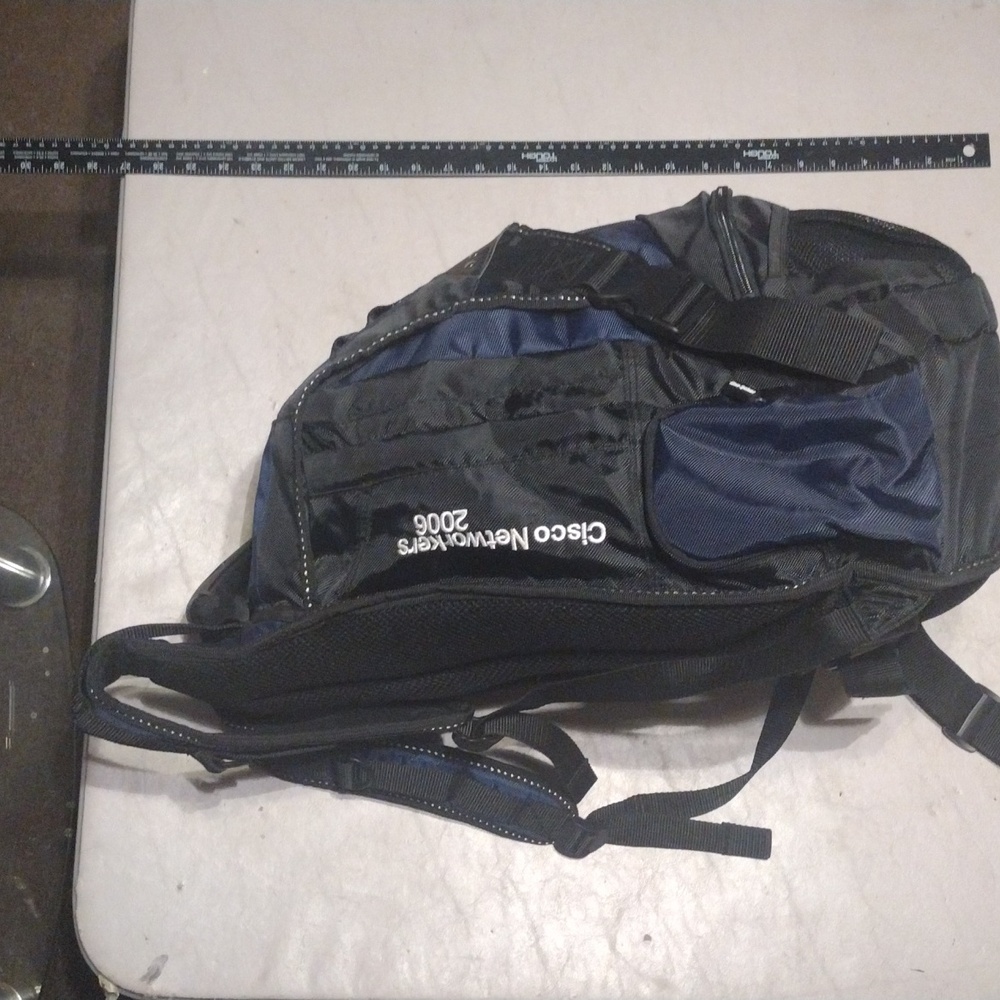 Cisco systems backpack - Picture 2 of 11